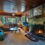 3N Lockwood Lodge